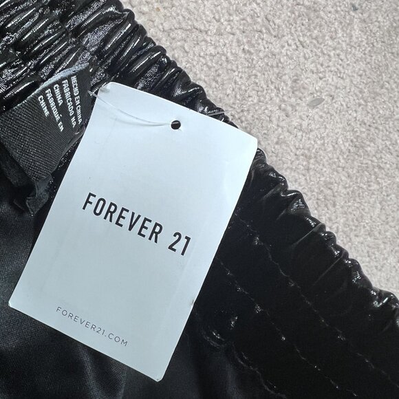 Forever 21 Shorts Women’s Black Elastic Waist Pockets Size XS NWT - Picture 6 of 11